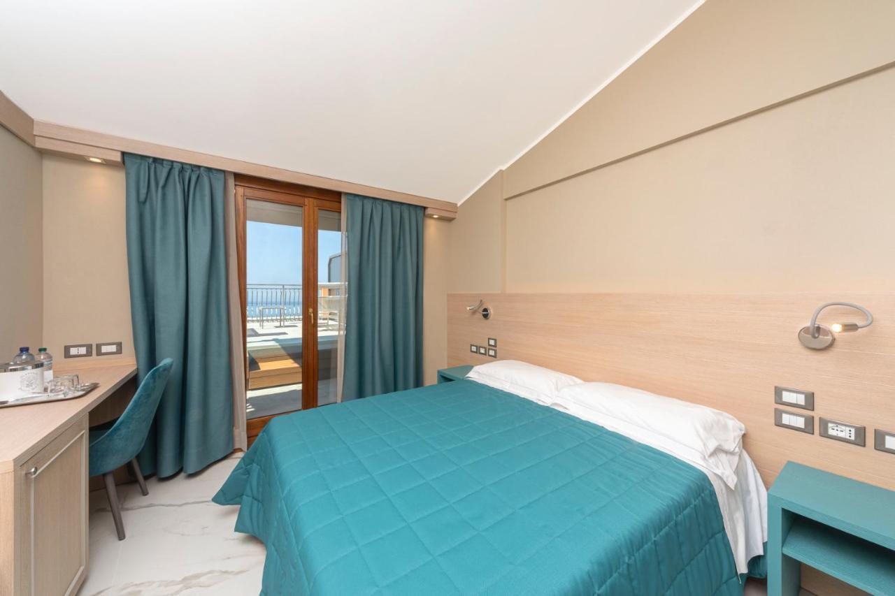 Hotel Porto Roca Monterosso al Mare Kültér fotó
